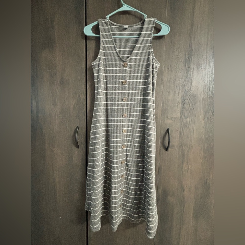 Old Navy Striped Sleeveless Button-Down Dress